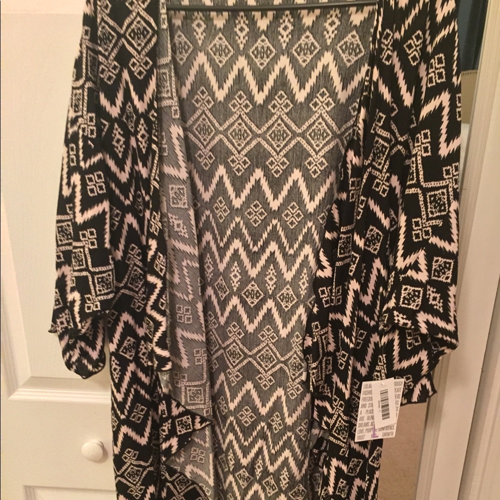 Lularoe Shirley